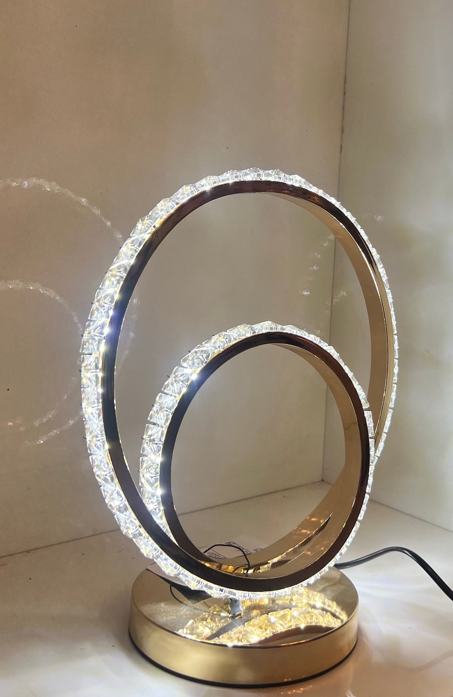 Crystal Contessa