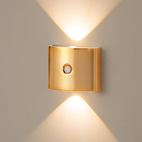 Wireless LED motion sensor wall light with magnetic no-drill mount for stairs and corridors