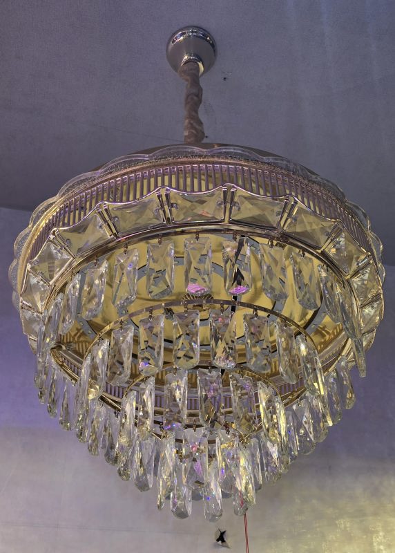 Crystal Contessa