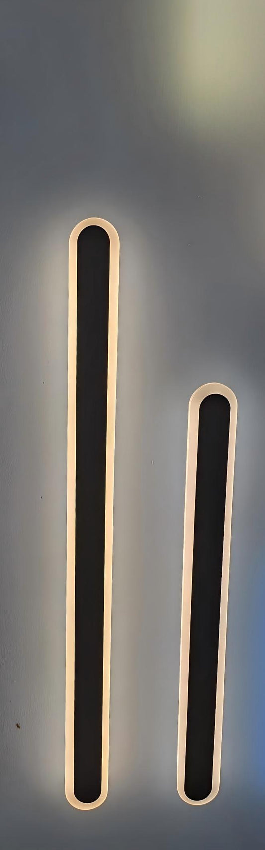 Elegant Stripe Wall Sconce