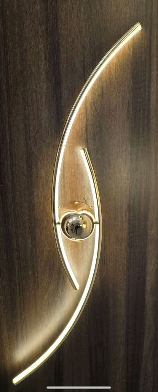 Elegant Wall Sconce